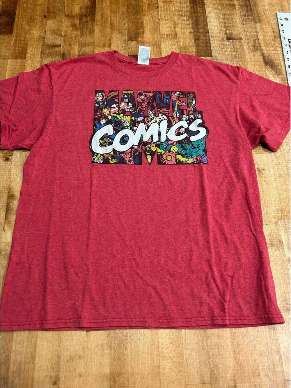 Marvel Comics Red Graphic T-Shirt Size Large
